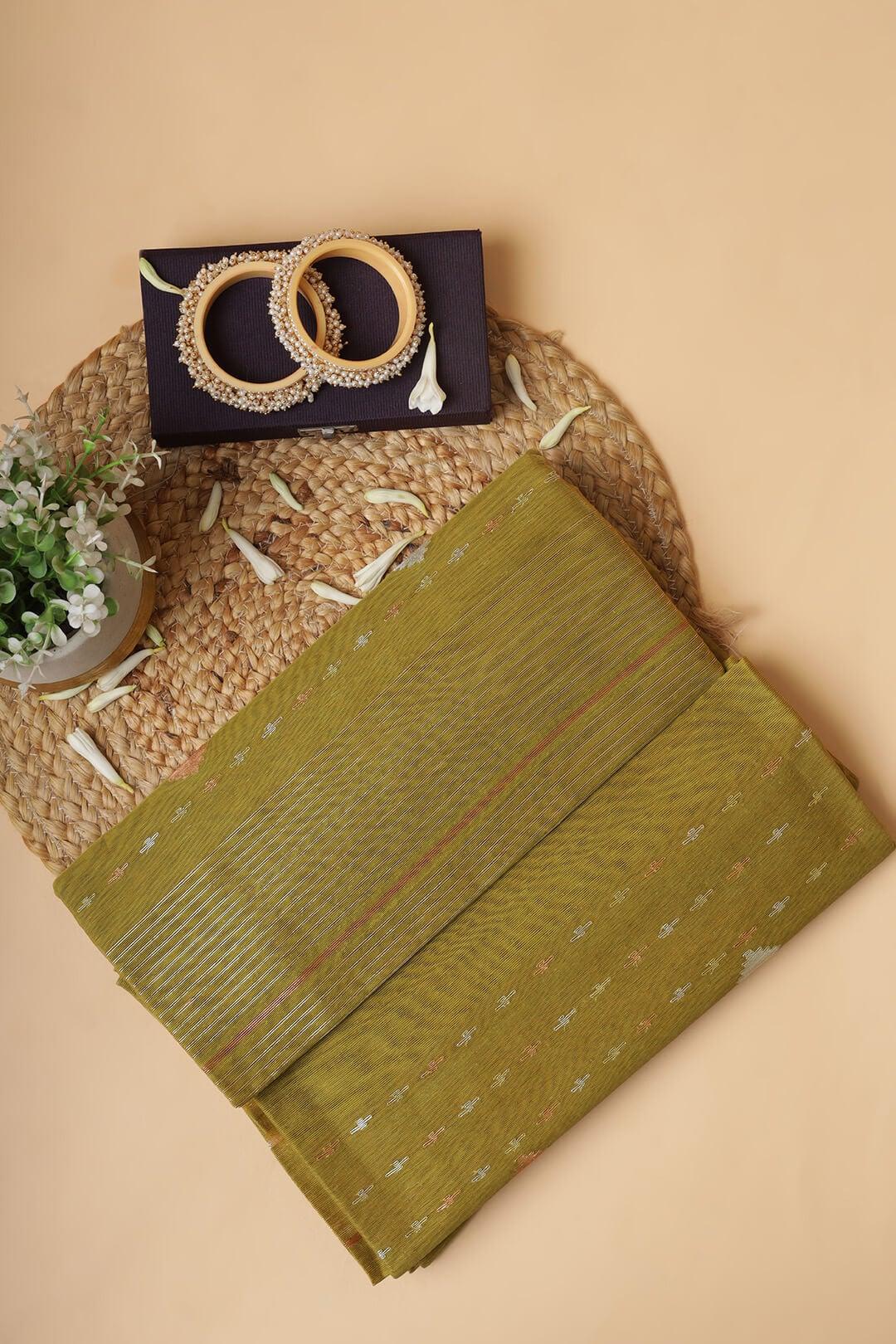 Handloom Dhakai Jamdani saree in Olive Green 4 - Olive Green Jamdani silk saree