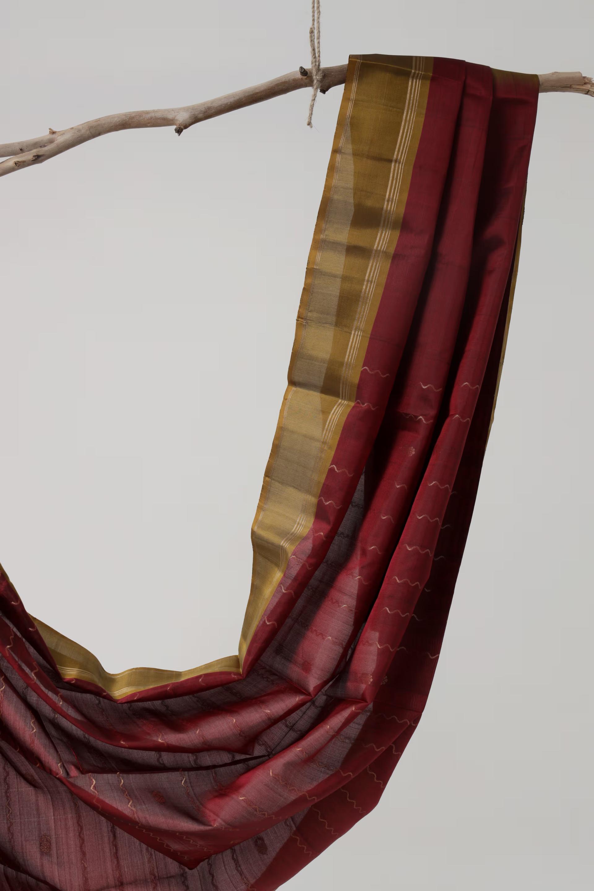 Handloom Maheshwari silk saree in Maroon and rustic gold 3 - Maroon and rustic gold Maheshwari silk saree