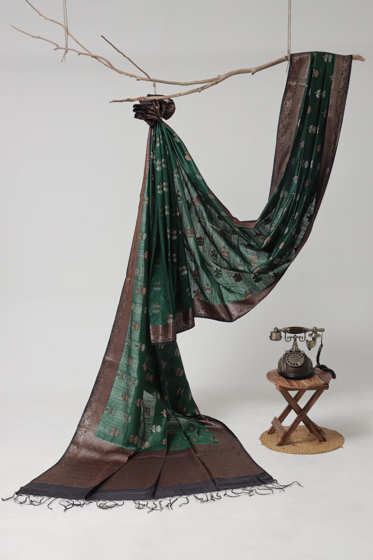 Handloom Tussar Banarasi in Emerald green & Black with Meenakari view 2 - Emerald green and black Tussar silk saree