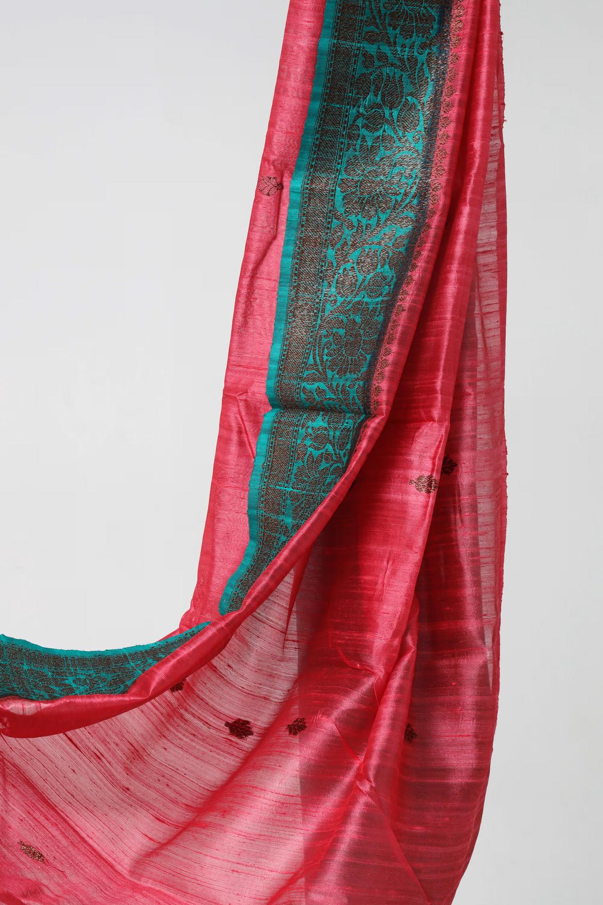 Handloom Tussar Banarasi in Pink and Turqoise Blue view 4 - Pink and Turquoise blue Tussar silk saree