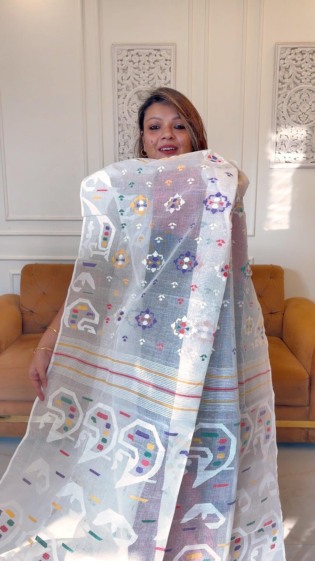 Handloom Dhakai Jamdani saree in off white 3 - Off white Tant saree