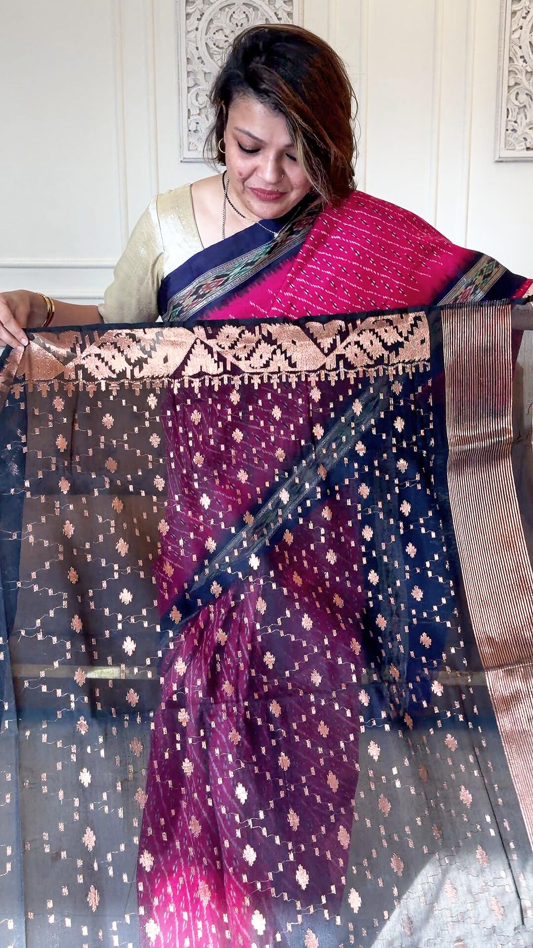 Handloom Dhakai Jamdani saree in Black and Copper Zari 2 - Black and Copper Jamdani half silk saree