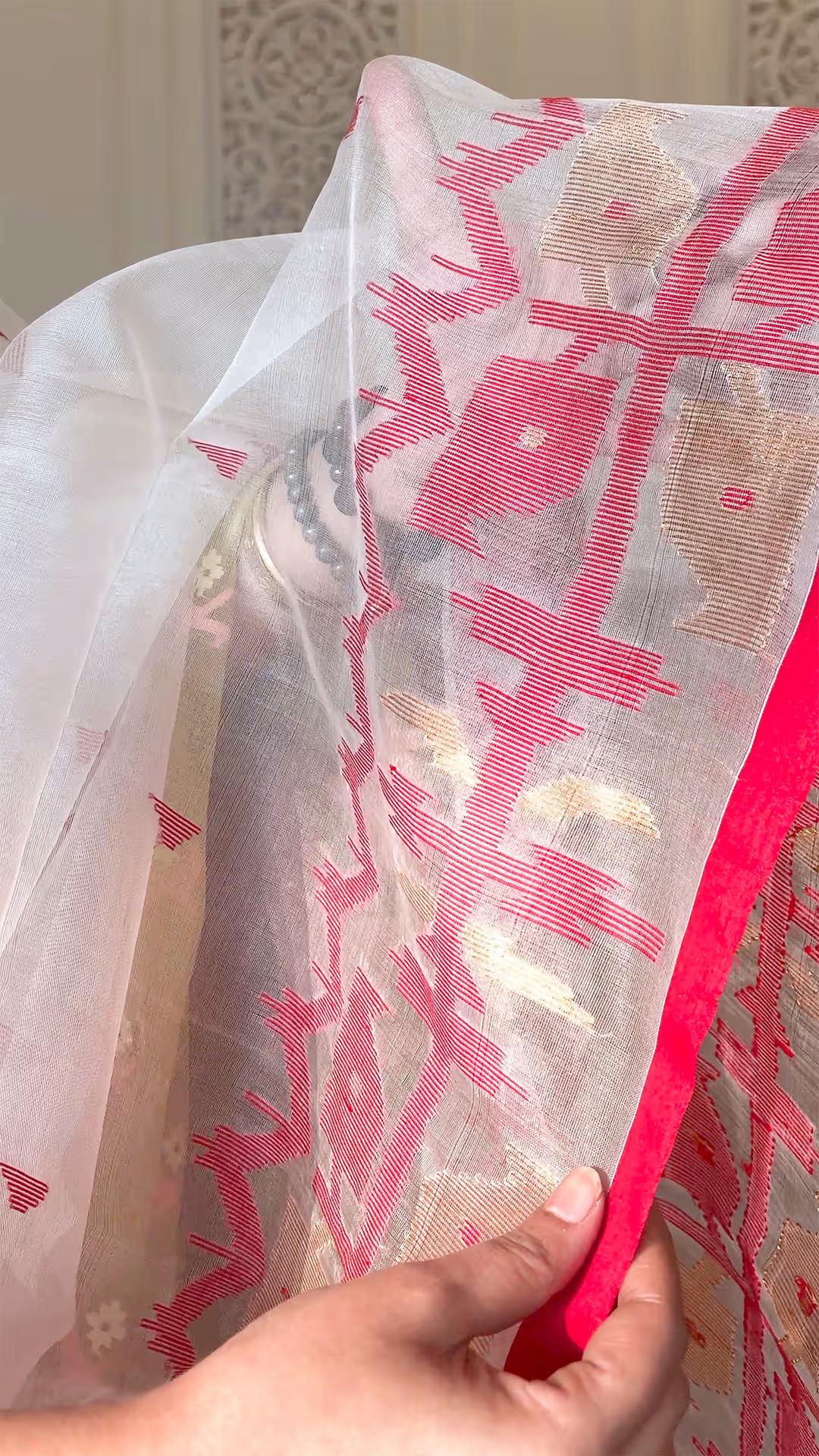 Handloom Pure Muslin silk Jamdani in White and Red - Yarn Dyed Saree 3 - White & Red Muslin silk saree