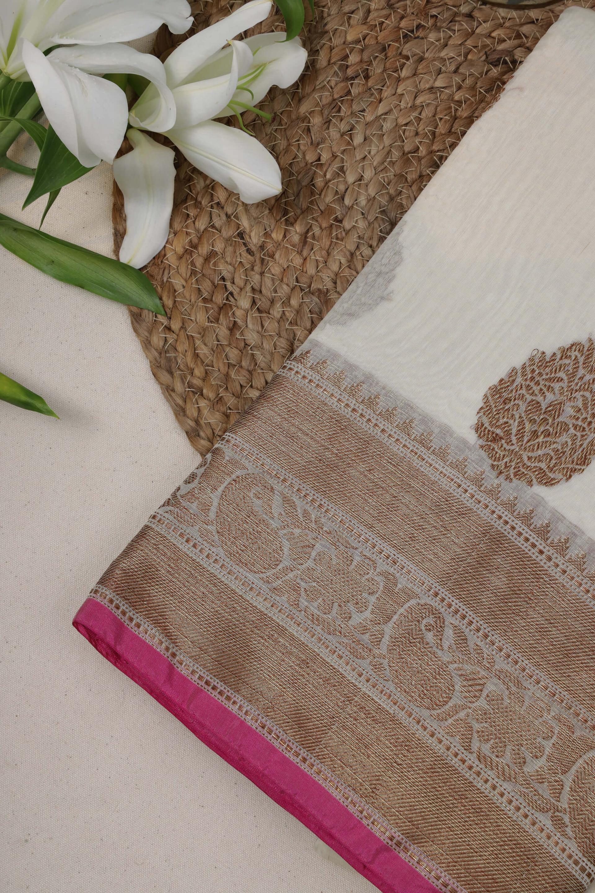 Kota Doria Saree in Ivory and pink 2 - Ivory and Gold Kota Doria saree