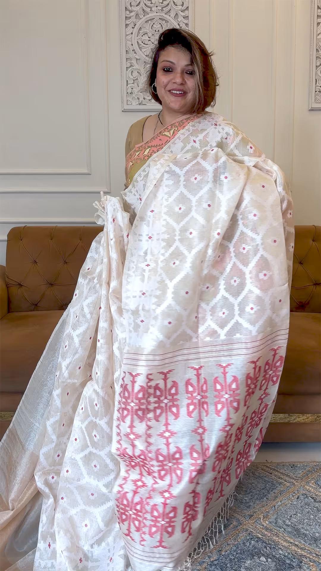 Handloom Pure Tussar Silk Jamdani in Golden Beige & Red - Yarn Dyed Saree 2 - Golden Beige & Red Tussar saree